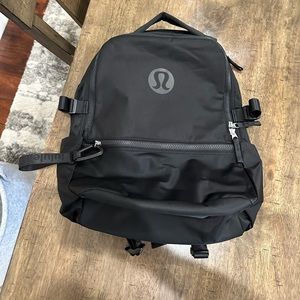 Lululemon Crew Backpack 22L Black
